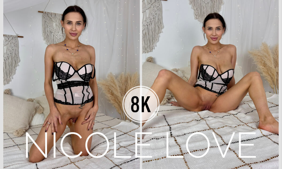 Masturbating Czech Model