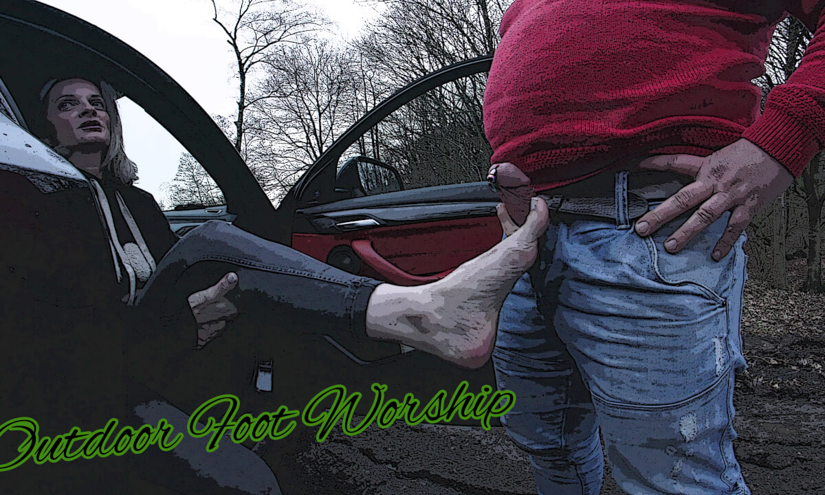 Outdoor Foot Worship