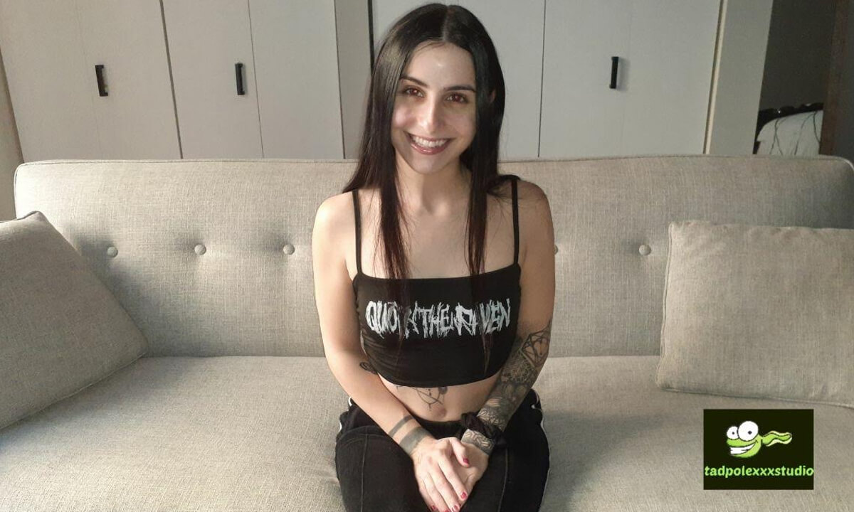 Porn Star Kaitlyn Katsaros and Tad Pole Foreplay Fun