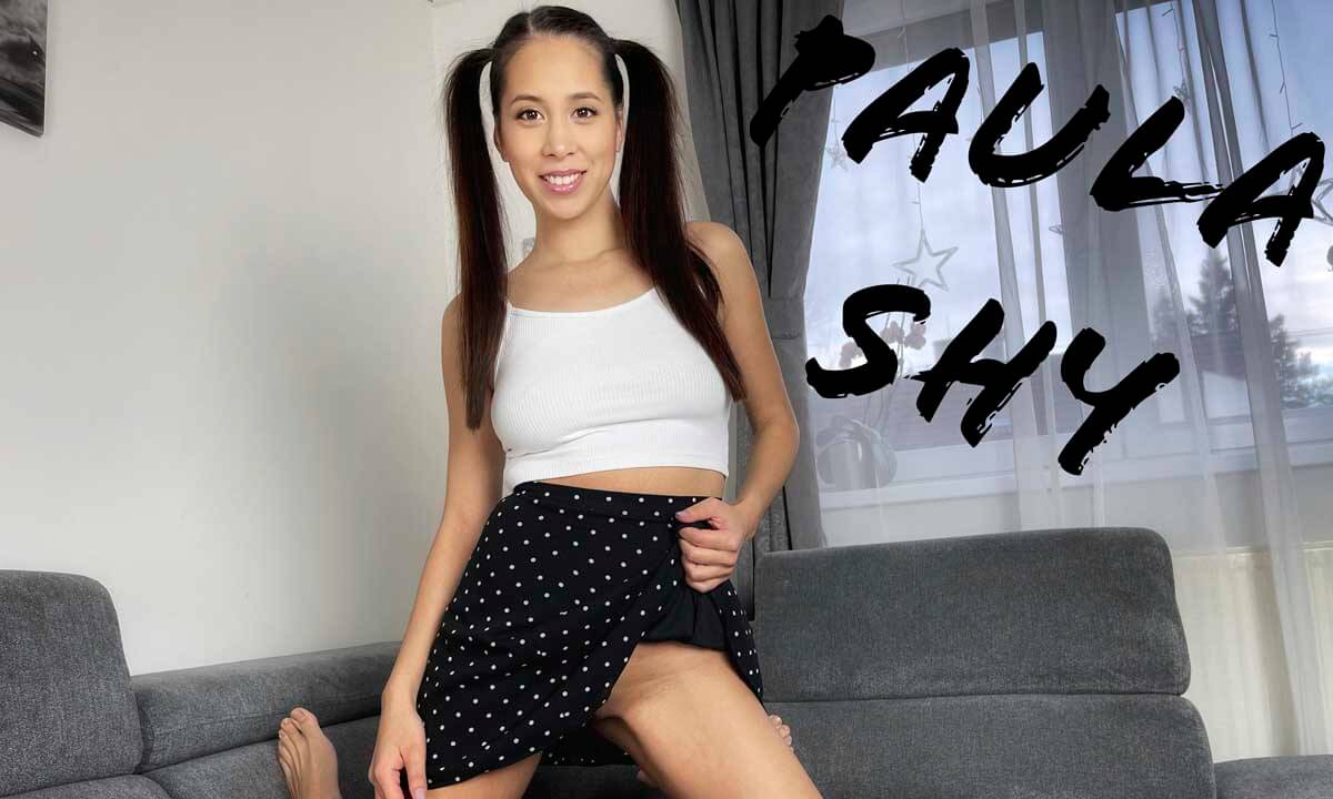 Sexy Schoolgirl Paula Shy