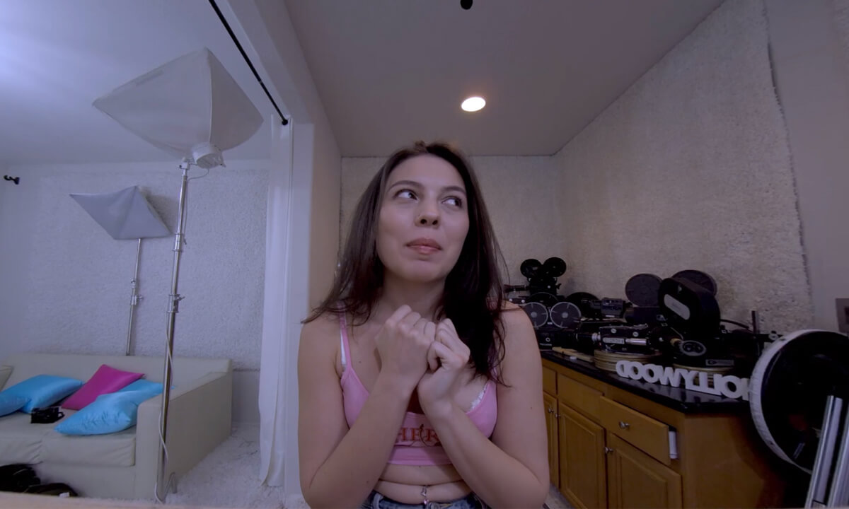 Satine Summers Sex Story – L. A. New Girl