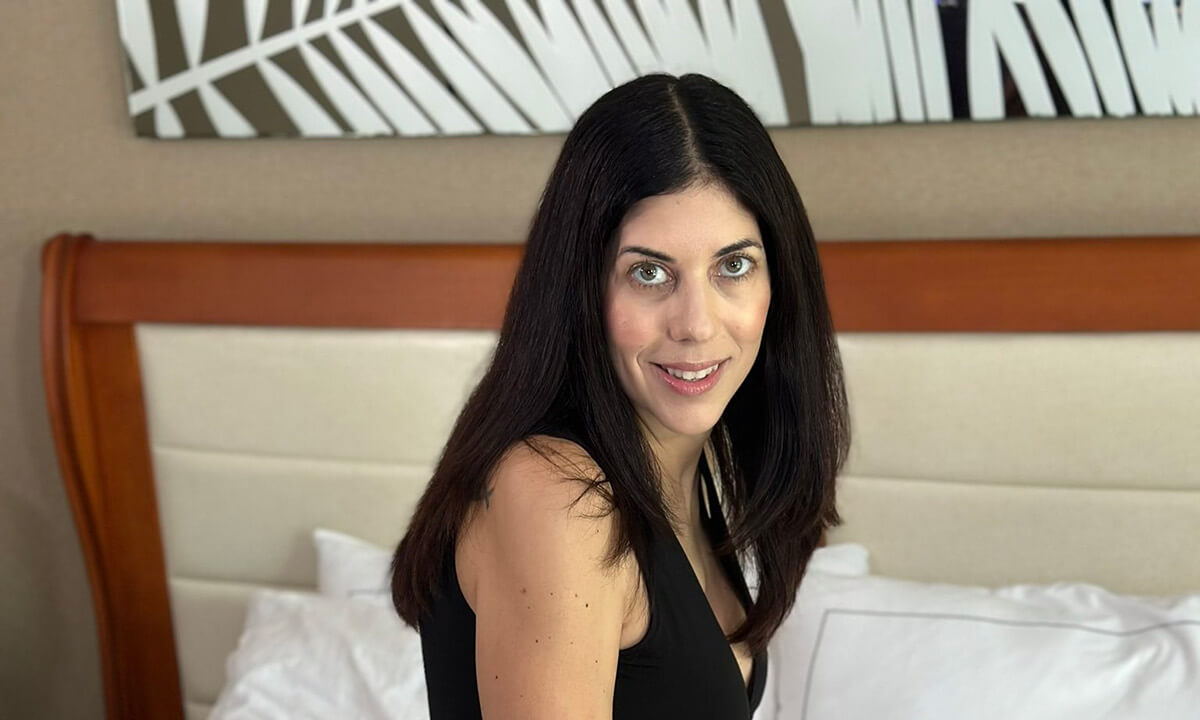 Jay Playhard Meets Anna Cummings