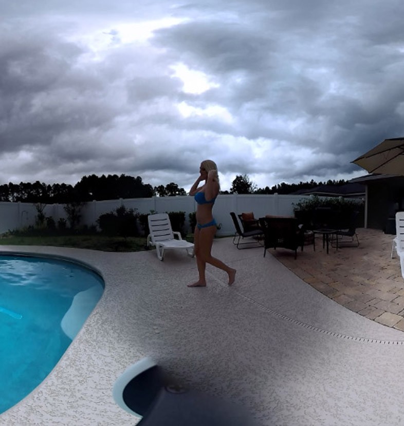 Babe Natasha In The Pool