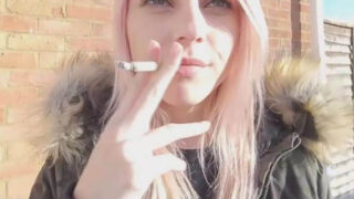 Chloe Toy, Smoking Hot