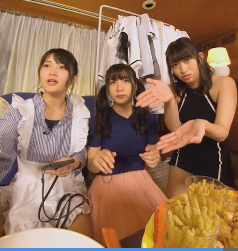 VR Gravure Idols Association Vol. 2: Getting Dirty on a Kotatsu