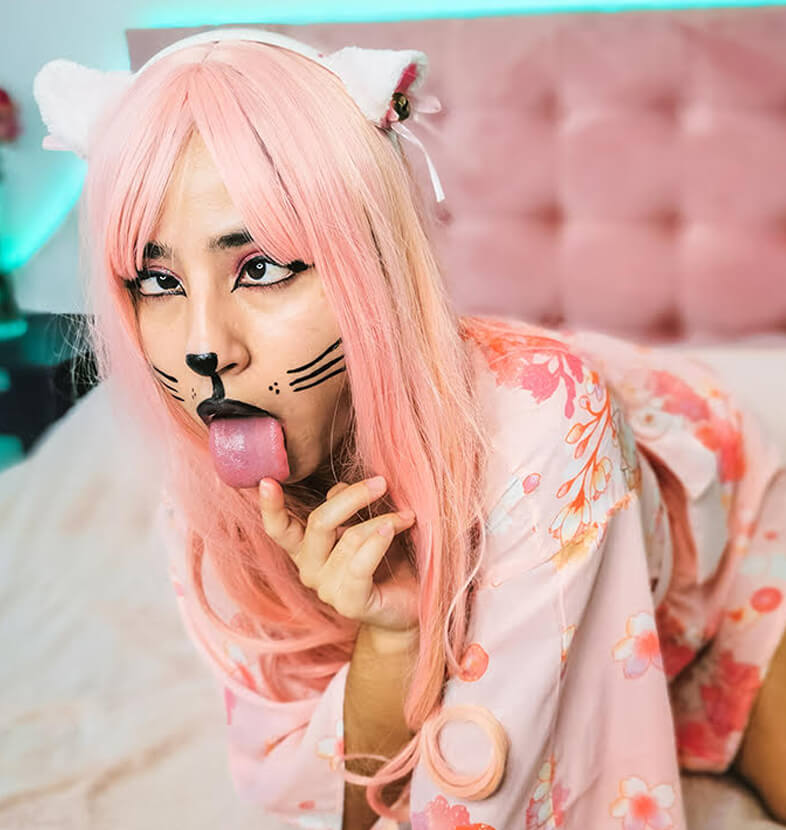 New Pet Neko Cat Wants Your Milk