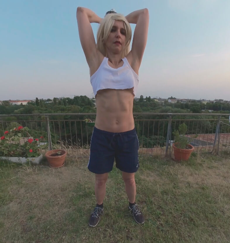 The Amazing Livi T. Shows You Her Hot Body