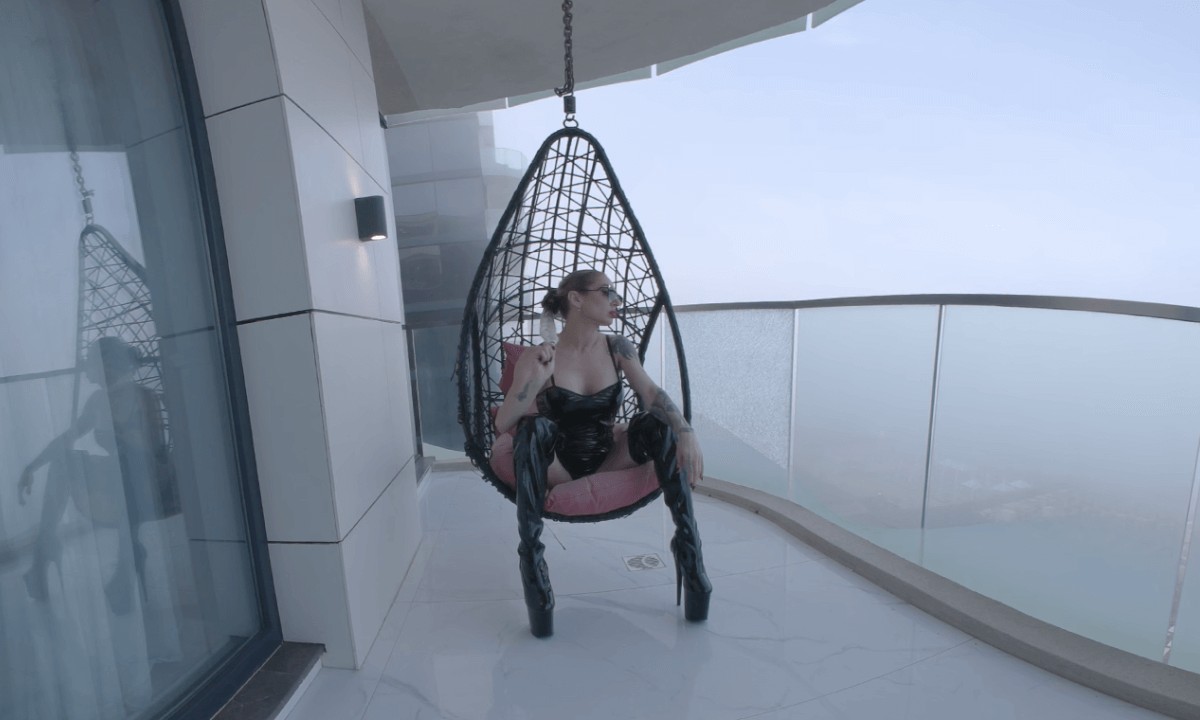 Natasha Vega – Silent Seduction