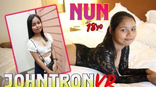 Supercute Thai Student Does Her First Porn